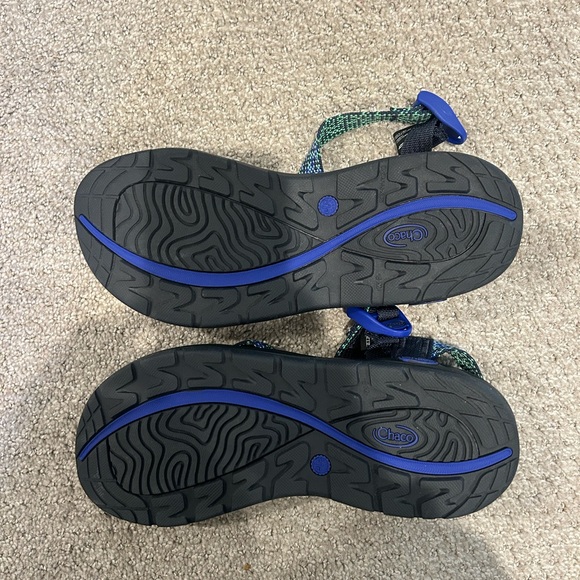 CHACOWOMEN'S WIDE-STRAP CUSHIONED SANDAL - Picture 2 of 2